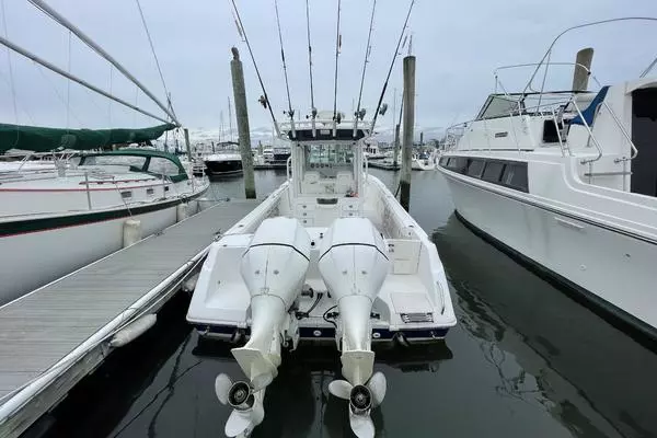 Photo of the 2007 Everglades 290 Pilot