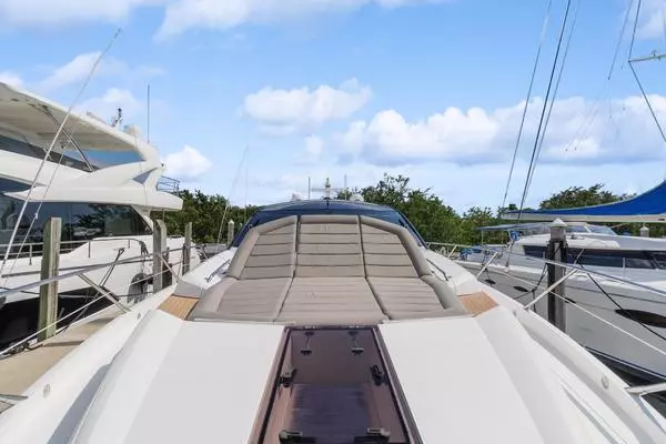 2018 Sunseeker 86