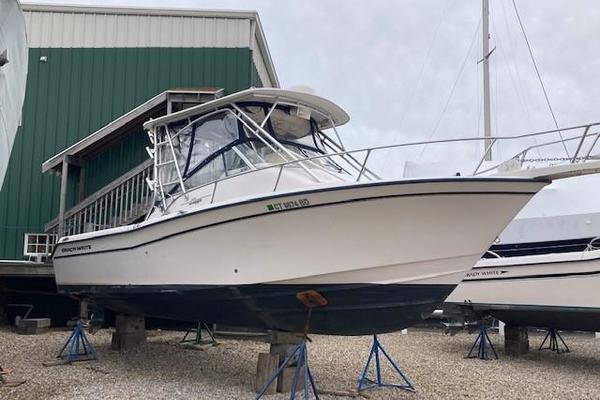 26ft Grady White Yacht For Sale