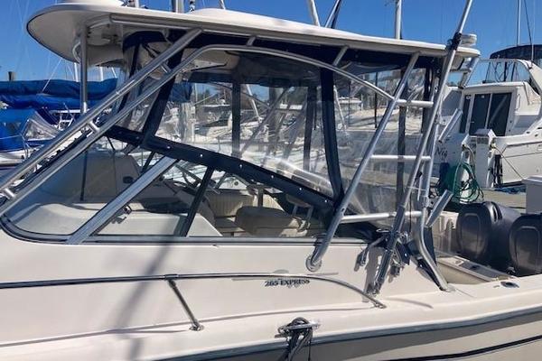 26ft Grady White Yacht For Sale