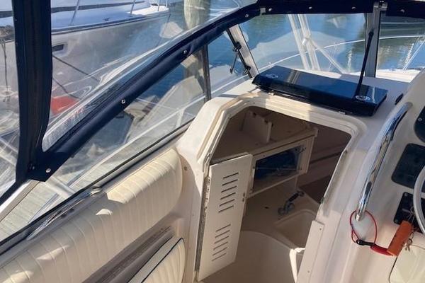 26ft Grady White Yacht For Sale