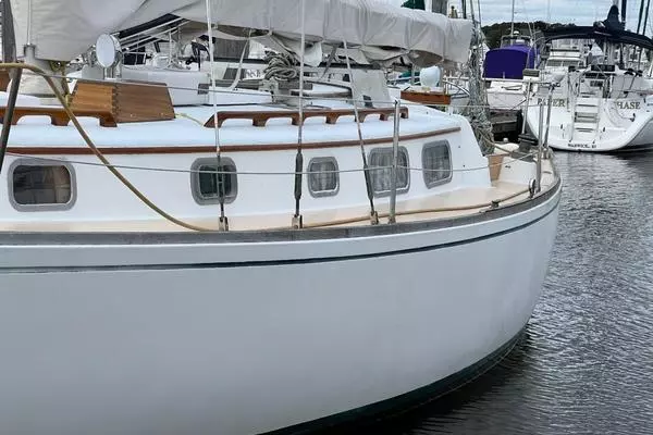 Photo of the 1982 Bristol 40 "Caiden"