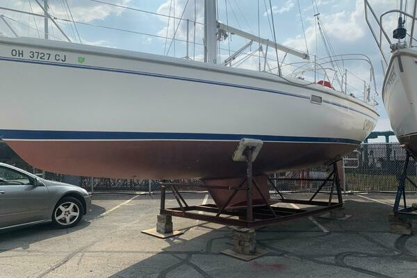 Photo of the 1999 Catalina 36 MK II "Gypsy Wagon"