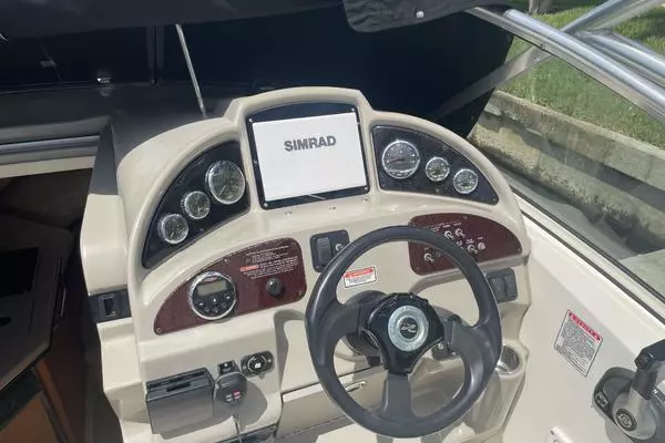 Photo of the 2006 Sea Ray Amberejack