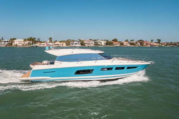 Photo of the 2016 Prestige 550 S "Tinka"