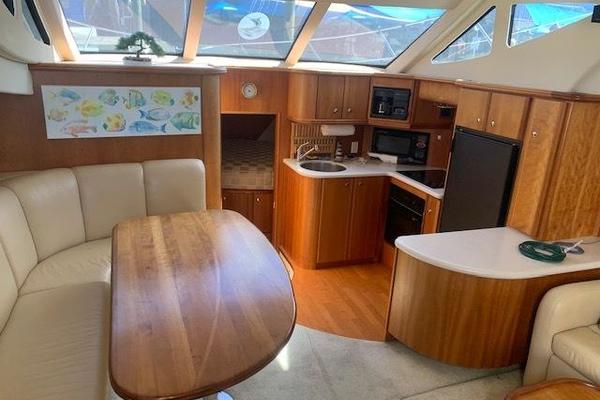 39ft Silverton Yacht For Sale
