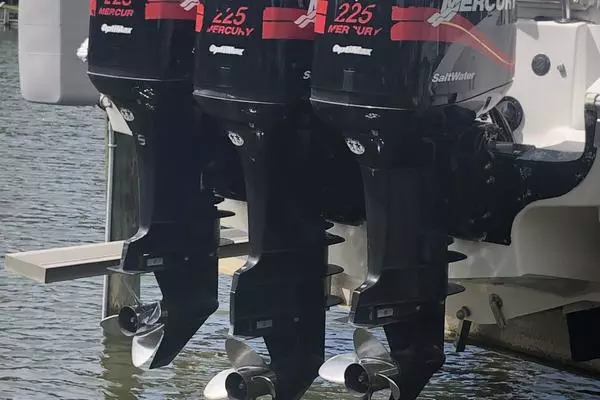 Photo of the 2003 Fountain 