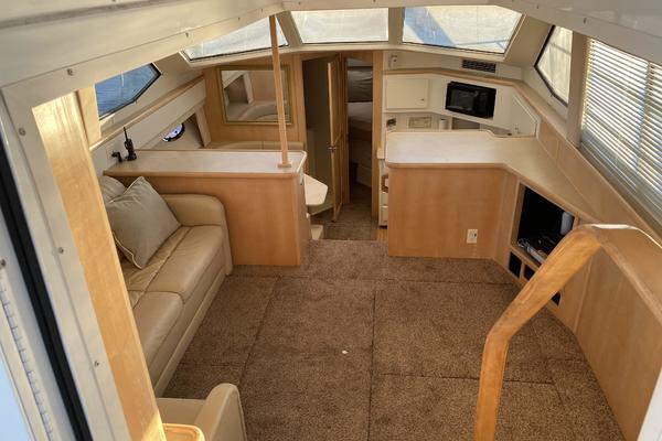 SERENITY 40ft Carver Yacht For Sale