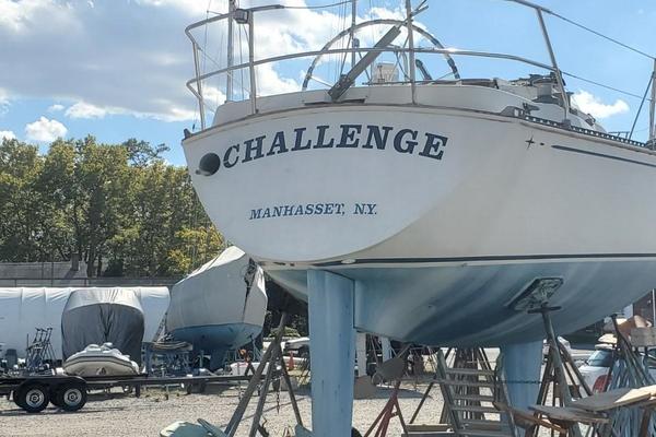 Challenge 35ft C amp C Yacht For Sale