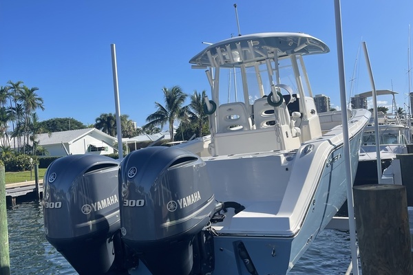 30ft Cobia Yacht For Sale
