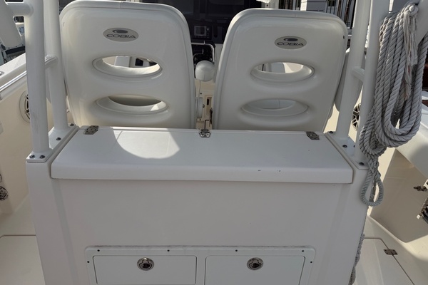 30ft Cobia Yacht For Sale
