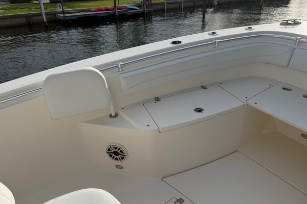 30ft Cobia Yacht For Sale