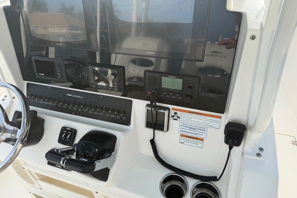 30ft Cobia Yacht For Sale
