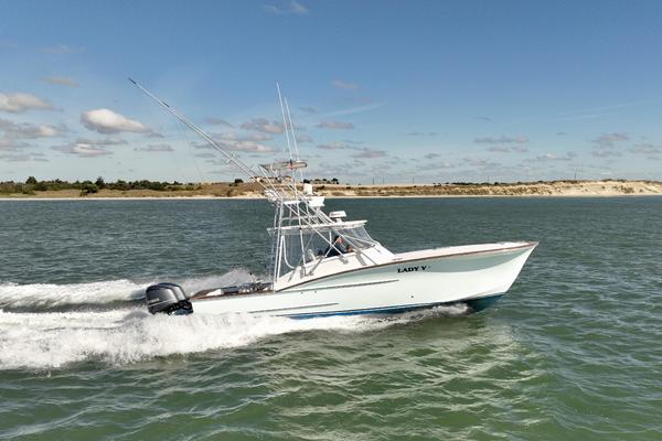 Lady V 35ft Custom Carolina Yacht For Sale