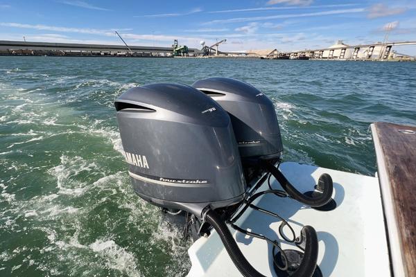 Lady V 35ft Custom Carolina Yacht For Sale