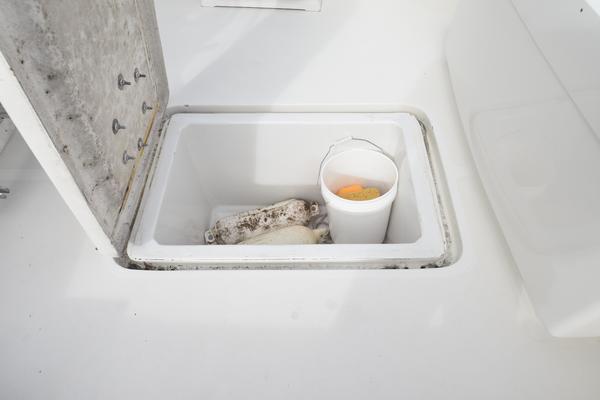 1969 Hatteras 34 (22)