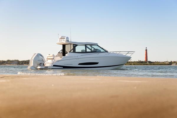 36 ft Regal 2024 36XO Sea Bright New Jersey United States 36 ft Regal 2024 36XO Sea Bright New Jersey United States