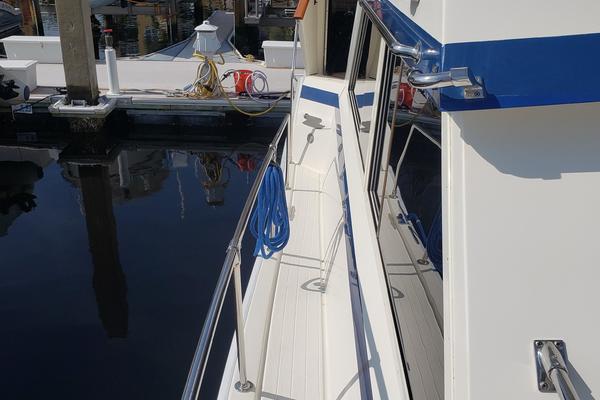 Kay Dee 44ft Viking Yacht For Sale