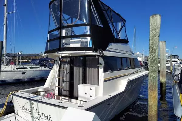 REEL TIME 34ft Luhrs Yacht For Sale