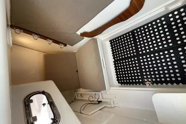 Pursuit 325 DC Yacht For Sale