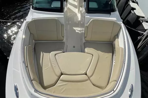 Pursuit 325 DC Yacht For Sale