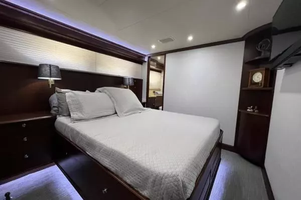 2006 Pacific Mariner 85