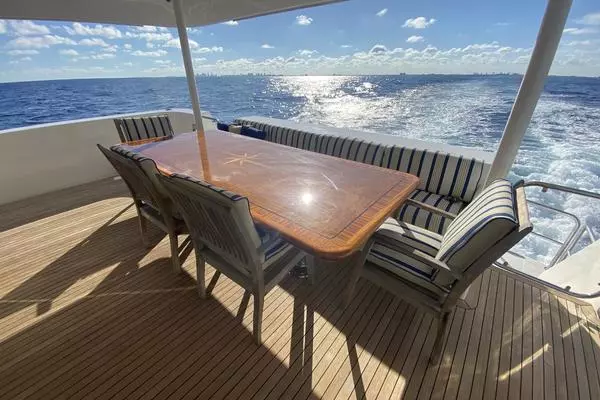 2006 Pacific Mariner 85