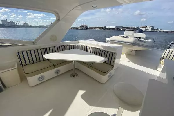 2006 Pacific Mariner 85