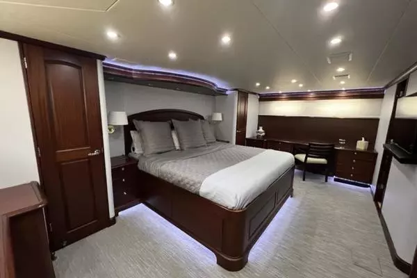 2006 Pacific Mariner 85