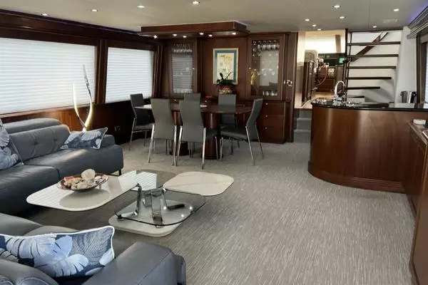 2006 Pacific Mariner 85