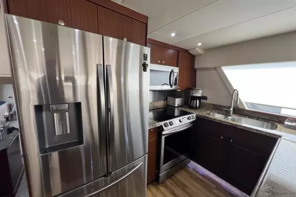 2006 Pacific Mariner 85