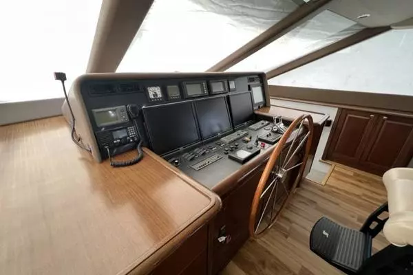 2006 Pacific Mariner 85