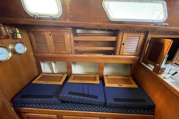 Chica 36ft Bristol Yacht For Sale