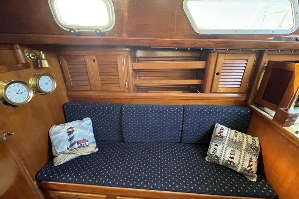 Chica 36ft Bristol Yacht For Sale