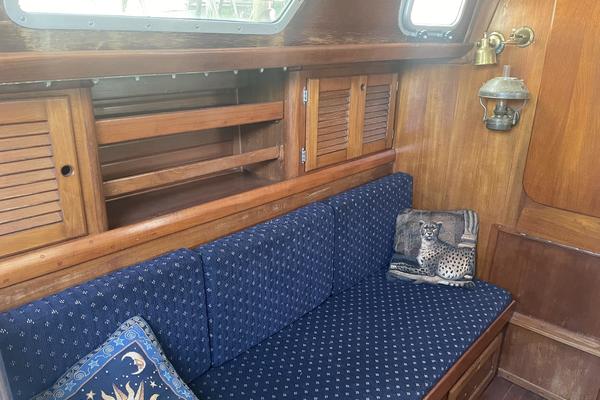 Chica 36ft Bristol Yacht For Sale