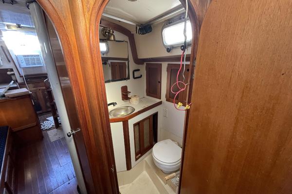 Chica 36ft Bristol Yacht For Sale