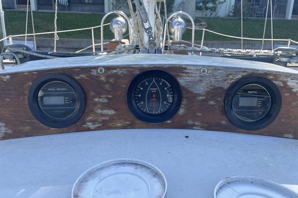 Chica 36ft Bristol Yacht For Sale