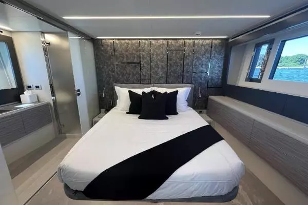 Silver Fox  60ft Pershing Yacht For Sale