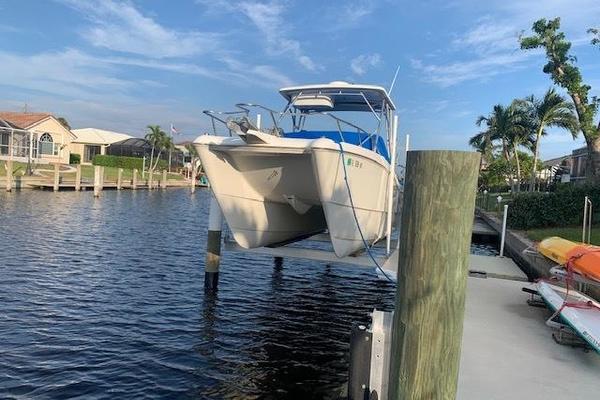 25ft World Cat Yacht For Sale