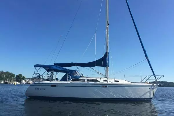 Blue Heron 32ft Catalina Yacht For Sale