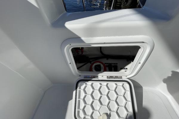 26ft Glacier Bay Yacht For Sale
