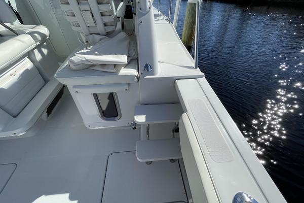 26ft Glacier Bay Yacht For Sale