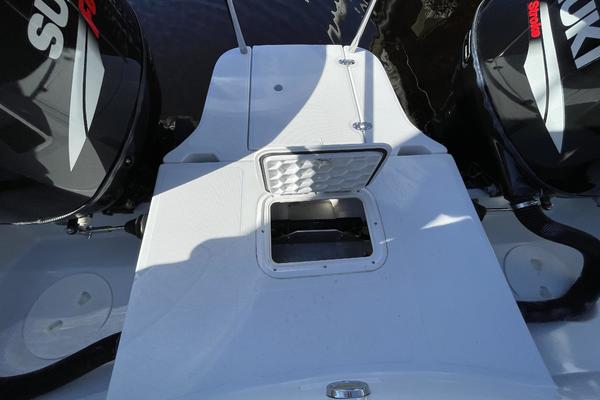 26ft Glacier Bay Yacht For Sale