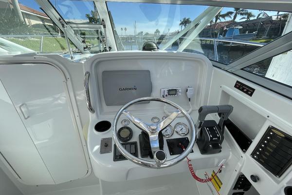 26ft Glacier Bay Yacht For Sale