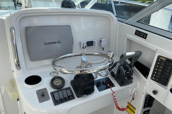 26ft Glacier Bay Yacht For Sale