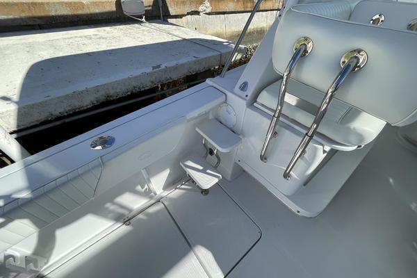 26ft Glacier Bay Yacht For Sale