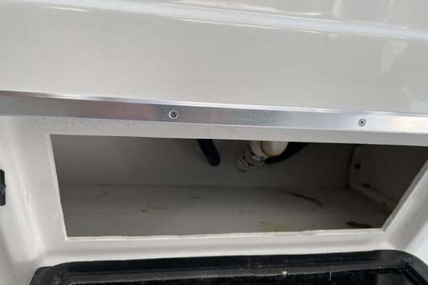 26ft Glacier Bay Yacht For Sale