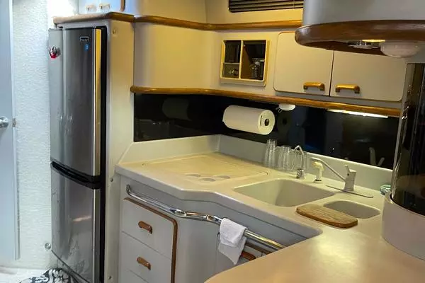 Photo of the 1991 Sea Ray 500 Sundancer "DEEP BLUE"