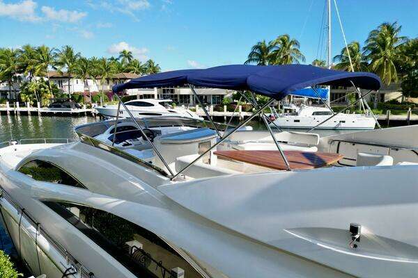 2005 Sunseeker 82