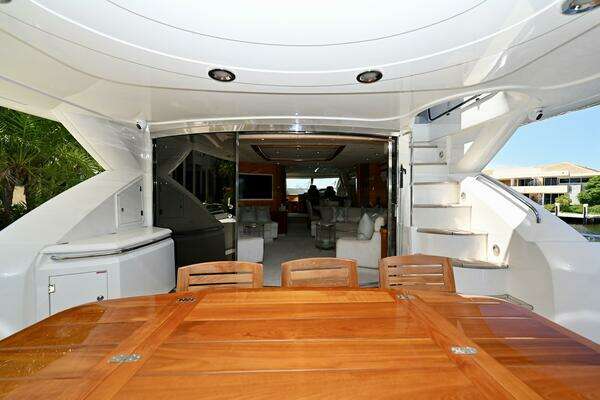 2005 Sunseeker 82